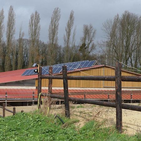 Domaine Des Ecuries Vailley Vila Bouleurs Exterior foto
